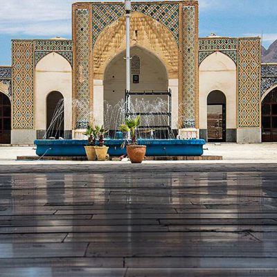 مرمت مسجد امام خمینی کرمان آغاز شد