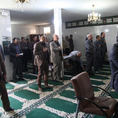 برگزاری مراسم زیارت عاشورا به مناسبت شهادت شهید جمهور در اداره کل میراث فرهنگی کرمان